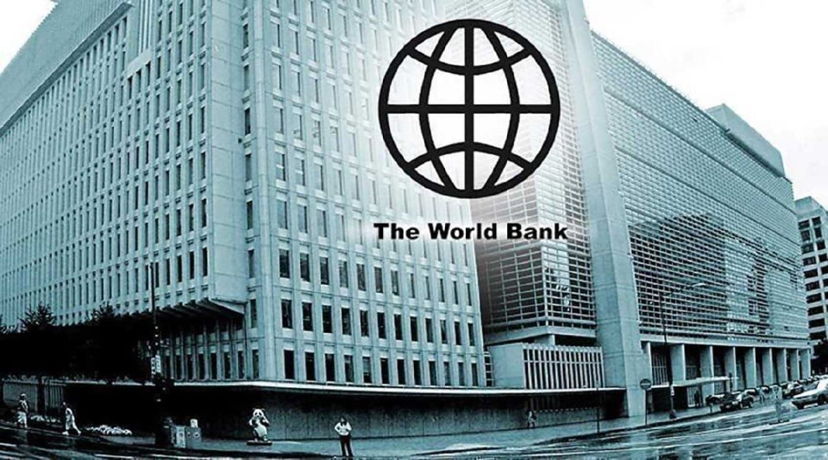 البنك الدولي يحذر من أزمة عالمية مرتقبة في سلاسل الإمداد إذا استمرت هجمات الحوثيين