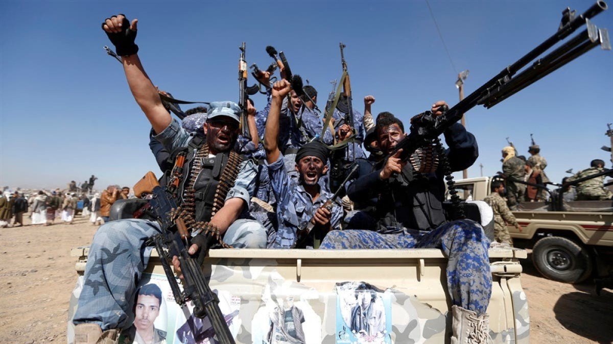 الحكومة تحذر من مساع حوثية لاعتقال مئات الموظفين في منظمات دولية