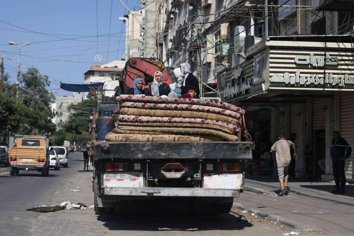 الحكومة اليمنية تعلن عن رفضها لدعوات تهجير الفلسطينيين من غزة