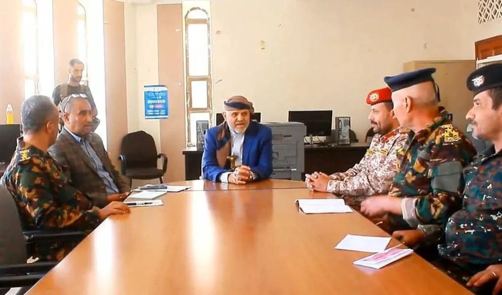 اجتماع أمني يقر إجراءات لتعزيز الحملة المشتركة في تعز ولحج