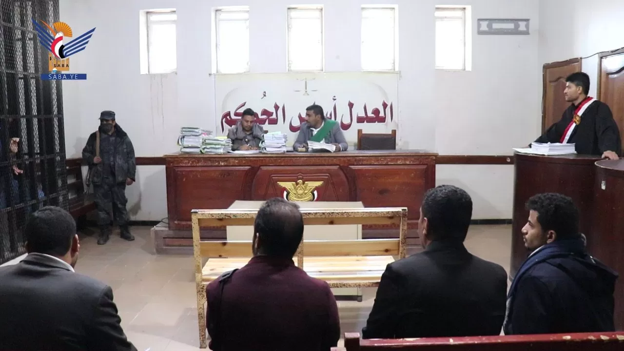 شبكة حقوقية: الحوثيون يحاكمون مدنيين غيابيًا في محاكمات باطلة ومسيّسة