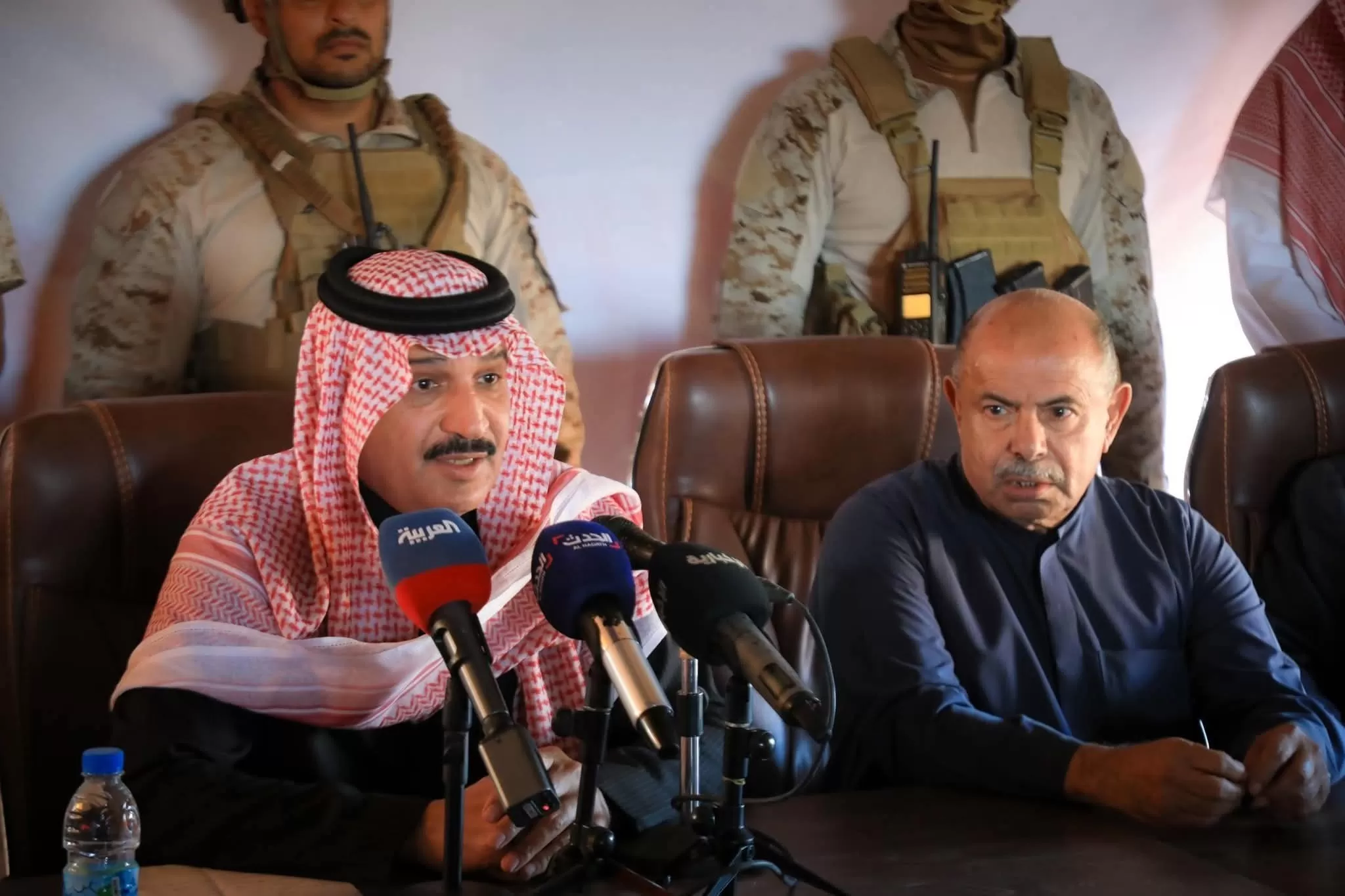 الوفد السعودي: انسحاب قوات الانتقالي شرط للاستقرار في حضرموت والمهرة