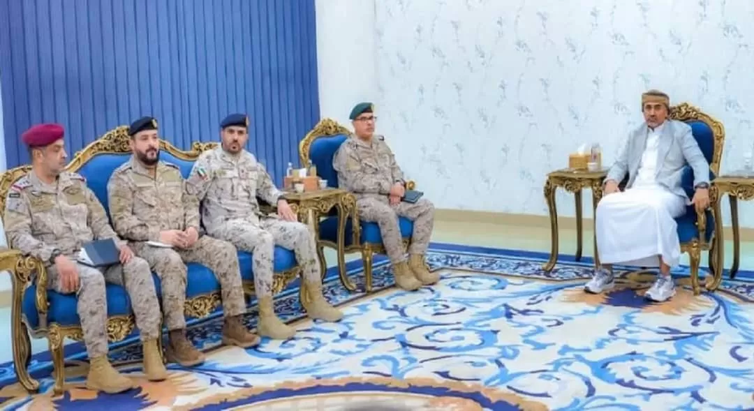 الانتقالي يناور للتهرب من الضغوط السعودية لسحب قواته من حضرموت والمهرة (تفاصيل)