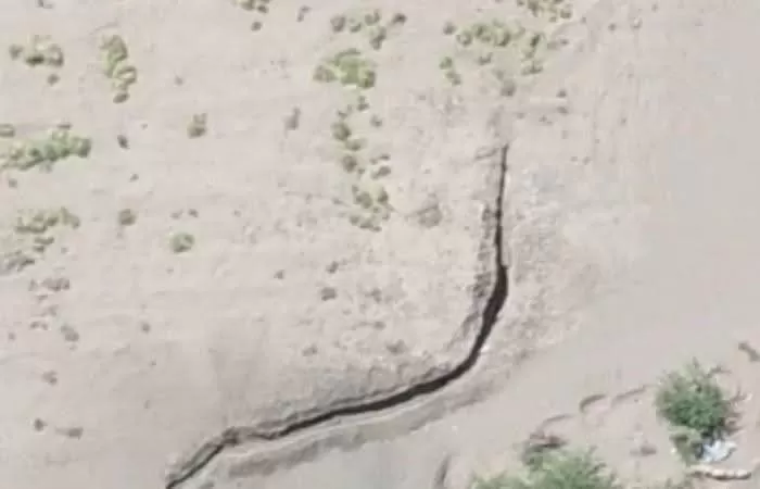 الحوثيون يستأنفون حفر أنفاق واستحداث تحصينات في الحديدة الحوثيون يستأنفون حفر أنفاق واستحداث تحصينات في الحديدة