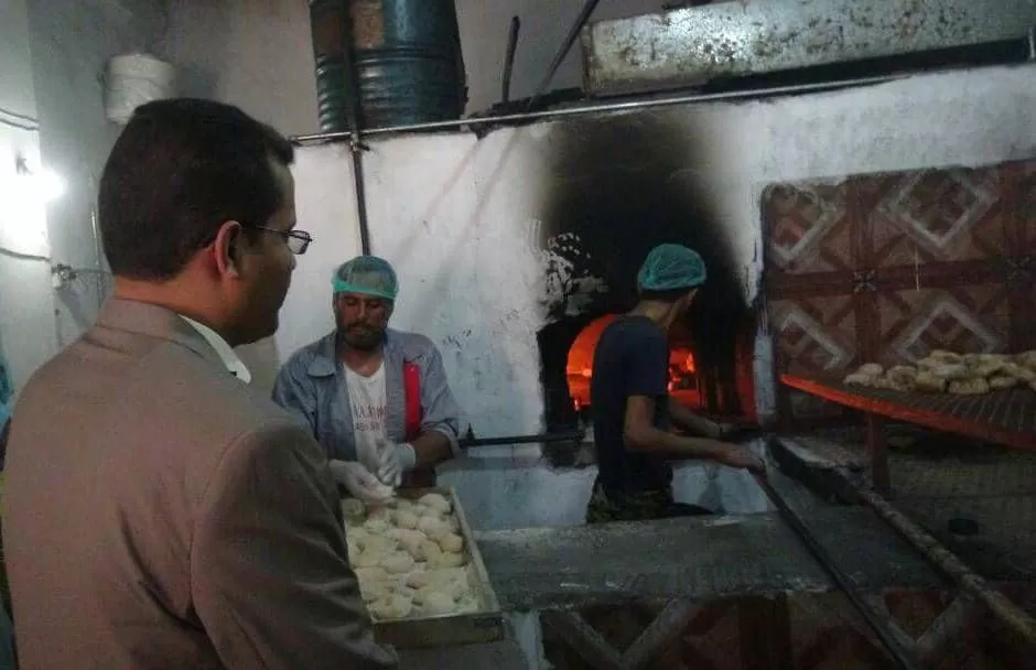 الحوثيون يحولون الأفران الخيرية إلى مصدر لدعم عناصرهم