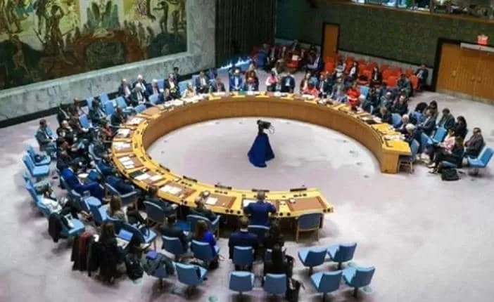 مجلس الأمن يمدد العقوبات ضد الحوثيين ويجدد ولاية فريق الخبراء المعني باليمن