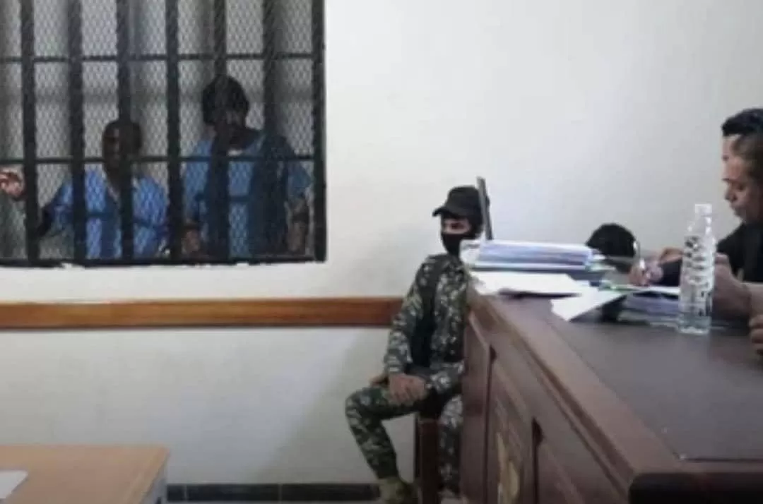 مسؤول حوثي سابق يحذّر من عبث الجماعة بأحكام الإعدام وتهديد حق الحياة