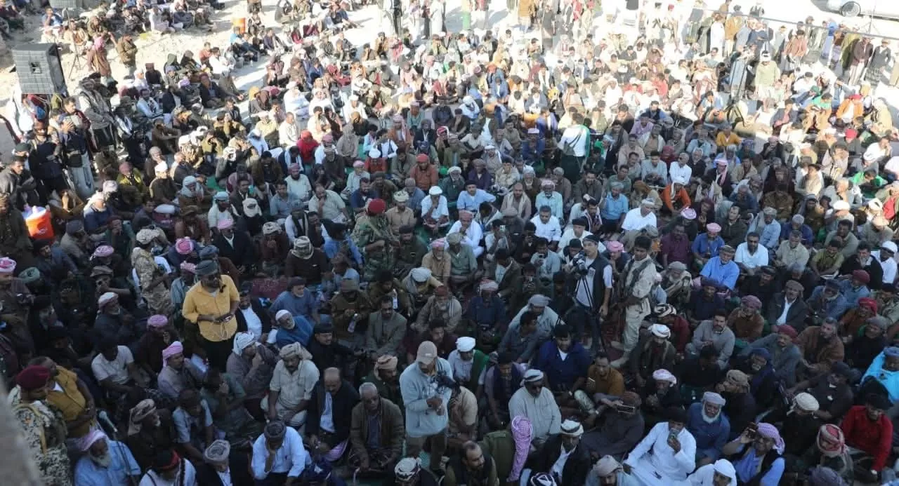 لقاء موسع لقبائل حضرموت يبحث التهديدات الأمنية والعسكرية (تفاصيل)