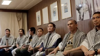 وساطة دبلوماسية تنجح بتحرير 9 بحارة احتجزهم الحوثيون في الحديدة