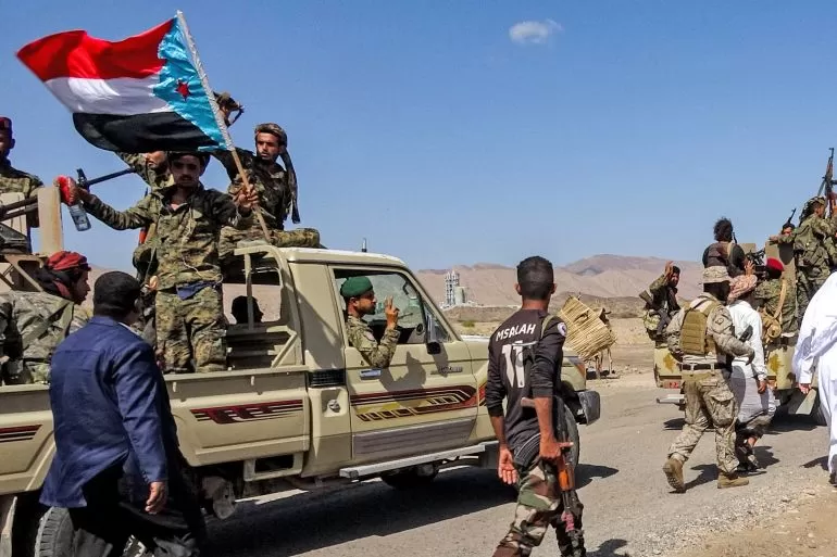 الأحزاب السياسية تحذّر من فرض وقائع جديدة في شبوة وحضرموت والمهرة